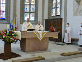 Kirchweih- und Johannifest (Foto: Karl-Franz Thiede)